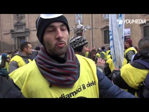 Chemtrails: Between Conspiracy and Hoax