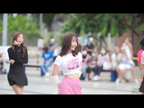 [Fancam] Miyu Peachyou (Cover) - Apink(에이핑크)_Mr. Chu(미스터 츄) | Siam Square Walking Street | 20220715