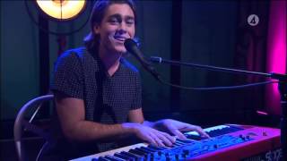 Benjamin Ingrosso - Fall in love (Live) - Vardagspuls (TV4)
