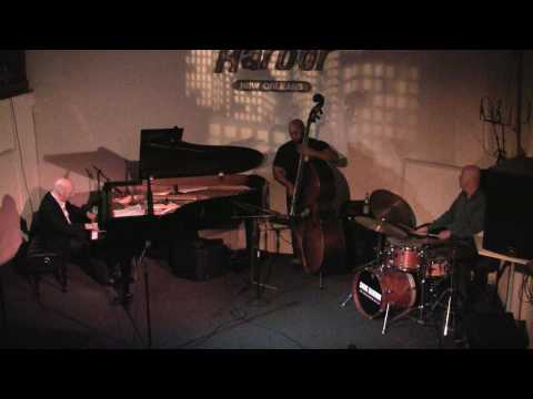Peter Martin Trio - I Can't Help It