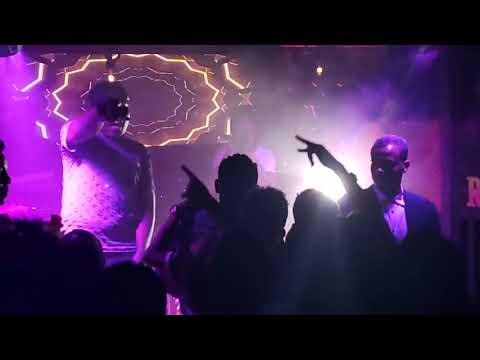 #ManMustSmoke #Ethiopia                              FRANKIE DEE PERFORMANCE AT RED SEA LOUNGE ADDIS