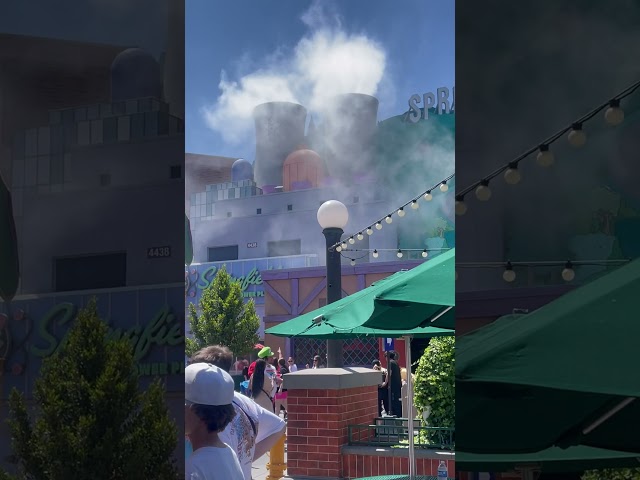 Vídeo relacionado con Springfield Nuclear Power Plant Sudadera con Capucha