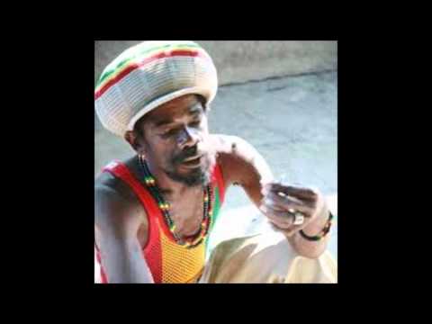Garnett Silk--Every Knee Shall Bow ft Cocoa Tea & Charlie Chaplin