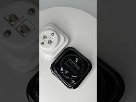 Рамки квадратні керамічні Keruida для прихованого монтажу - приклад з вимикачами та розетками