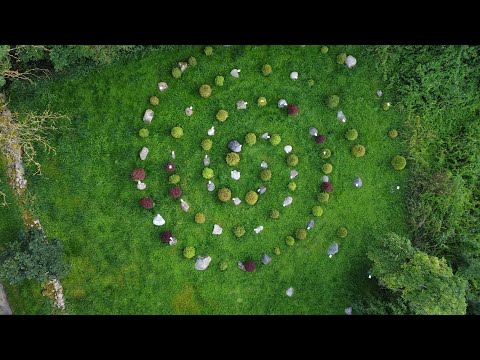 Der Findlingsgarten Schloß Grubenhagen in Vollrathsruhe (Mecklenburg-Vorpommern)