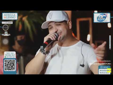 Feitos Um Pro Outro video