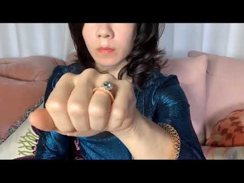 Joke Quick 18K Rose Gold Green and Fancy Pink Diamond entourage ring