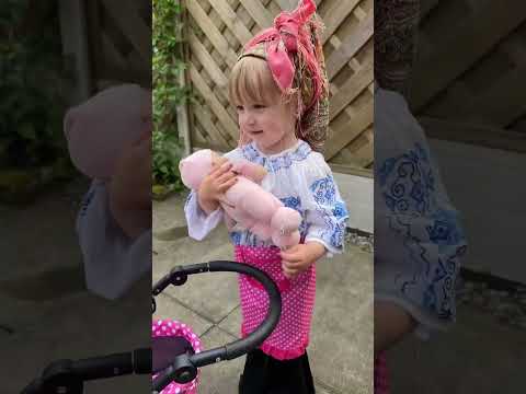 Funny kids and moldovian music. “7 zile” de Kamelia Melnic & Valentin Nica #viral  #md #foryou #fyp