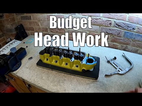 Major Engine Problem Found :( *Budget Restoration* Classic Mini Workshop Part 5