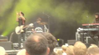 Twin Shadow - At My Heels (Way Out West)