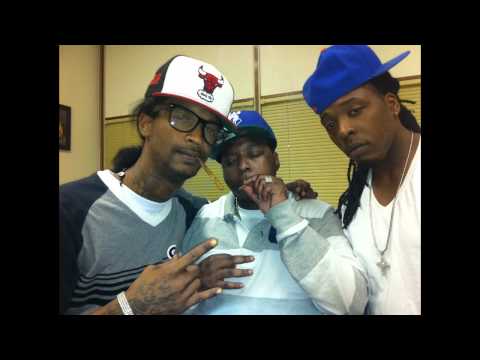 Coke Boys Ft. Vera - Love U Money