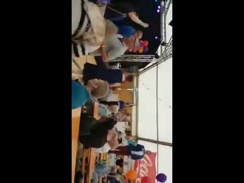 het dondert en het bliksemt