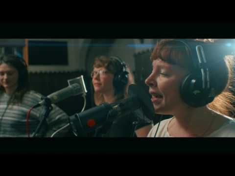 Sylvan Esso: Die Young | Echo Mountain Sessions