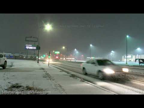 Rice Lake, WI Accumulating Snow - 11/13/2021