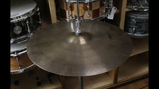Video thumbnail for Zildjian A Avedis 14” Hi-Hat Pair - Demo of Exact Cymbal - Top - 886g - Bottom - 1148g by Columbus Percussion