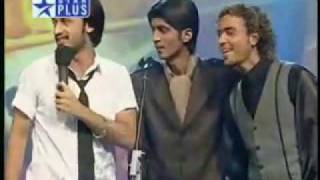 Atif Aslam singing meri kahani at VOI.flv