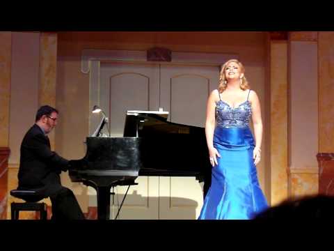 Glitter and be Gay-Laura Leon 2017