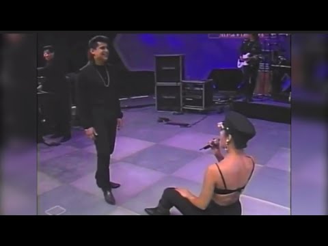 𝑆𝑒𝑙𝑒𝑛𝑎 • Que Creías (Live Rodeo Astrodome 1993) HD