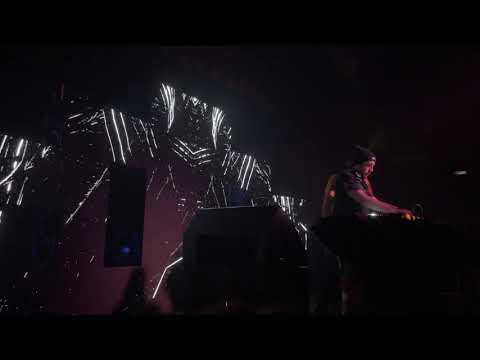 Hive Bounce (Aweminus Remix) & Sea Shanty + more - Aweminus b2b Yakz (Cervantes' Denver, CO 5/23/21)