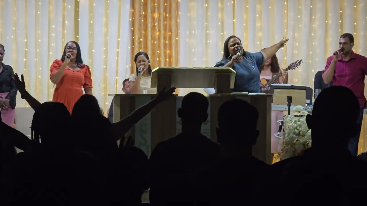 Grupo de louvor: Igrja Aprisco do Rei