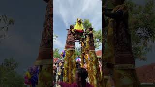 Download lagu Oh, so this is how to get the Depok lion onto the stilts #burokcirebonarts #burokmjm mp3 Download lagu Oh, so this is how to get the Depok lion onto the stilts #burokcirebonarts #burokmjm mp3