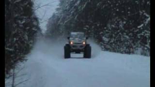preview picture of video 'Вездеход Sogjoy-V2 на зимней дороге'