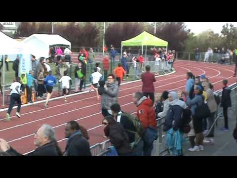 Scholenloop Dilbeek 2016 - 5de leerjaar jongens - Winnaar Tibo Coppens