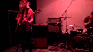 Slothrust - Magnets Pt. 1 (Live @ Shea Stadium 06-12-14)