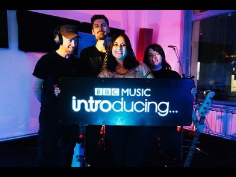 Maya Lakhani - Drive Into The Sunset (BBC Introducing Live Lounge Session)