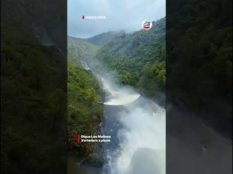 Dique Los Molinos Vertedero a pleno