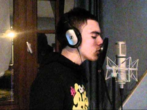 Clip Officiel-Tuesy-Je revois ton départ 2011.wmv