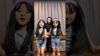 Download lagu JOGET VIRAL MODE PESAWAT 🥳 #kembar #trends #jogetviral #jogetseru #shorts mp3