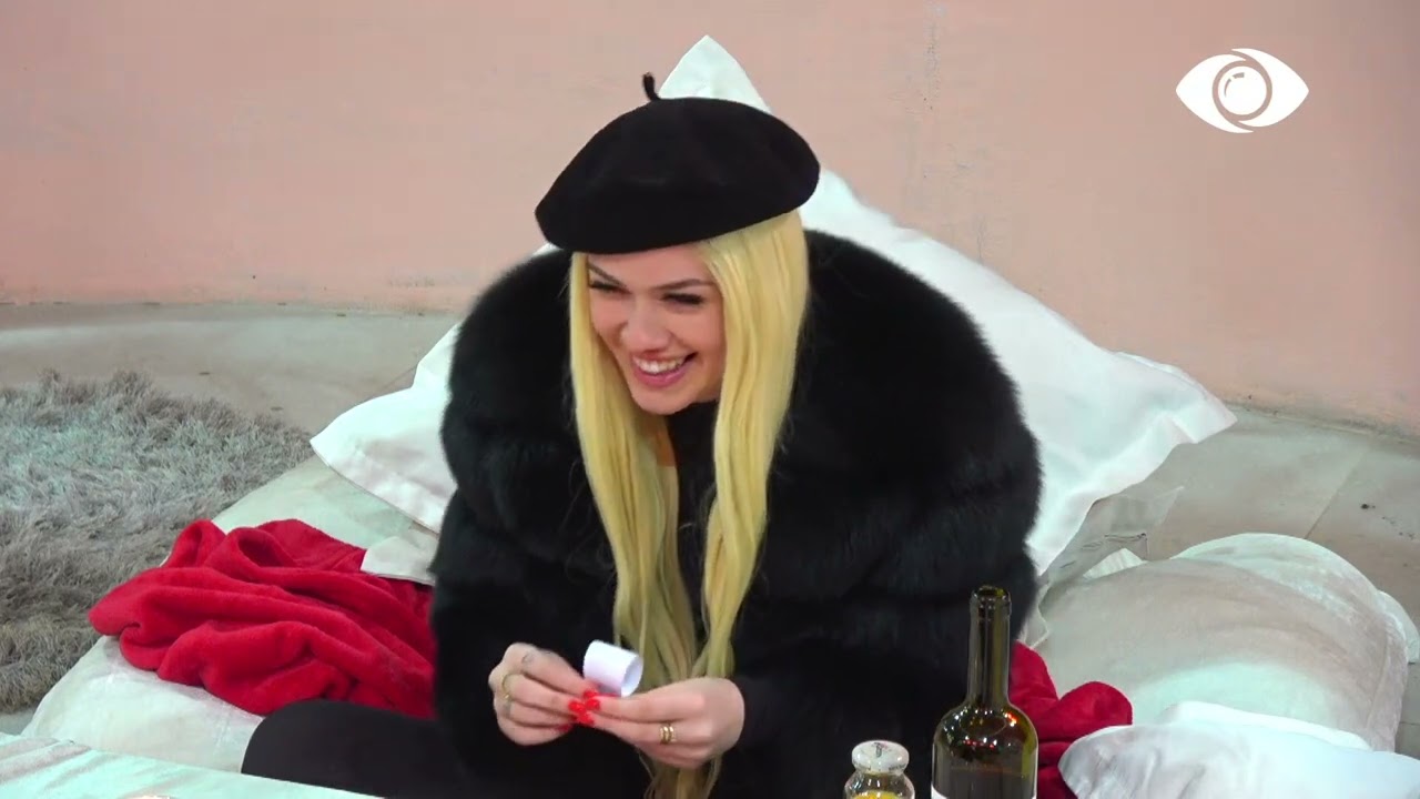 Më kanë tradhëtuar/ Tani në Këndin e dashurisë: Kam gjetur tjetër!