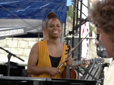 Regina Carter - No Invitation - 8/15/1998 - Newport Jazz Festival (Official)