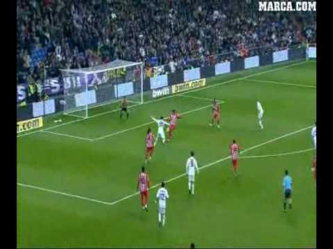 Liga BBVA  13º Jornada: Real Madrid 4-2 Almería