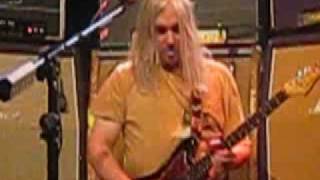 Dinosaur Jr - Pick Me Up (solo)