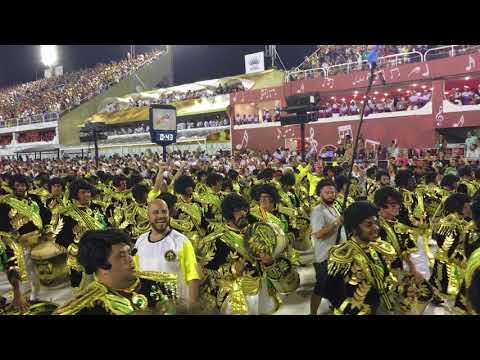 Bateria São Clemente 2018 - Paradinha - Sapucaí