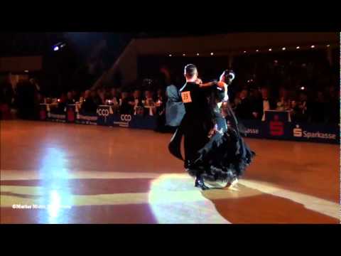 Goldstadtpokal 2012/ International Adult ST/ solo Quickstep: Anatoliy NOVOSELOV & Tasja SCHULZ