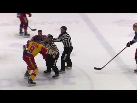 46. kolo Rozhodcovia zrušili bitku Patrik Maiera a Jozef Sládoka