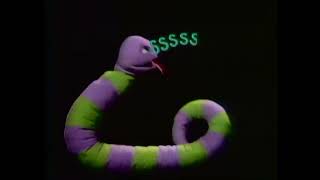 Sesame Street - Sammy the Snake (Dutch)