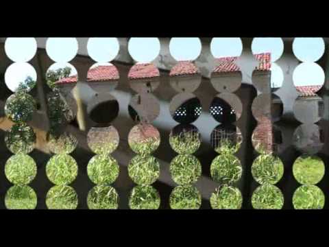 ANGIARI case palazzi sentieri