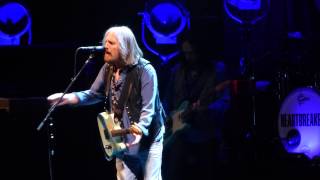 “A Woman in Love” Tom Petty &amp; the Heartbreakers@PPL Center Allentown, PA 9/16/14