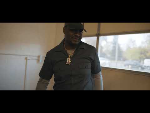 Mr.RunawayLove Across The Ave Remix Ft Tdot Pringle