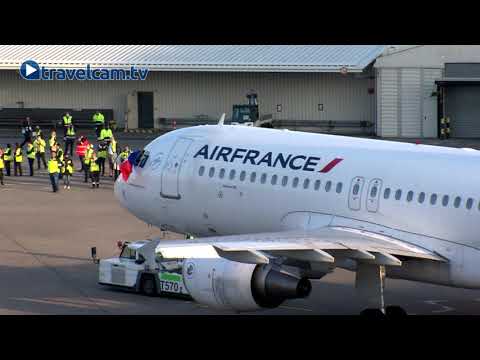 Der Abschiedsflug des Flughafen Berlin-Tegel TXL in Bildern