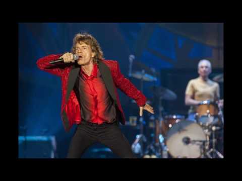 COMME des GARÇONS Menswear SS 2006