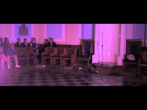 Mimi Amore  - Feather Fans