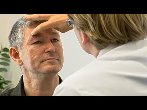 Augenlidstraffung Noahklinik Kassel - Patientengespräch