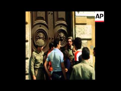 SYND 16 8 77 NAZI WAR CRIMINAL HERBERT KAPPLER ESCAPES IN ROME