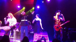 Steel Panther serenades a Marine &amp; His Fiancé to Weenie Ride