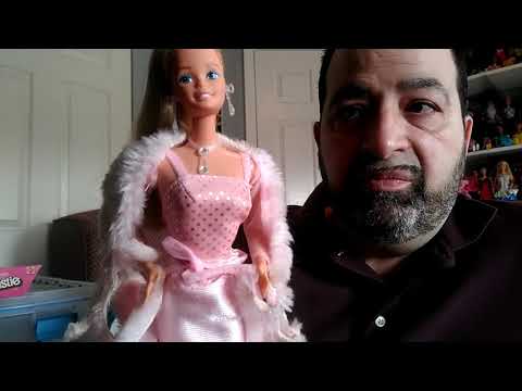 Barbie Dolls of the Week #273: Pink and Pretty Barbie and Christie from 1981 and Peaches and Cream!